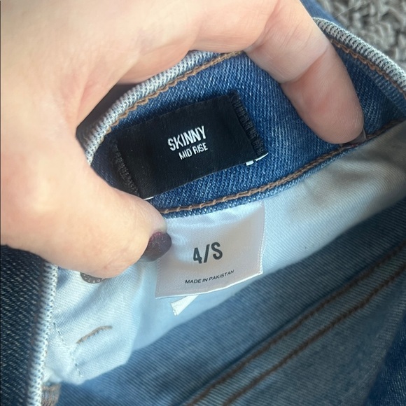 Express Blue Skinny Jeans with Cowboy themed Distressed Patches - Picture 4 of 8